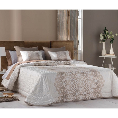 Bedspread Chantilly 250x270 cm