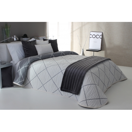 Gultas pārklājs Damir C08 250x270 cm