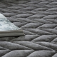 Gultas pārklājs Arum Gris 180x270 cm velvets