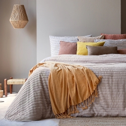 Voodikate Brisa Beig 250x270 cm velvetist