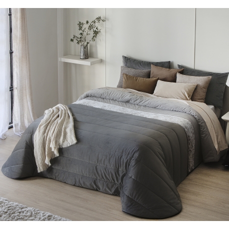 Gultas pārklājs Arlet Gris 250x270 cm, 2 spilvenu pārvalki iekļauti